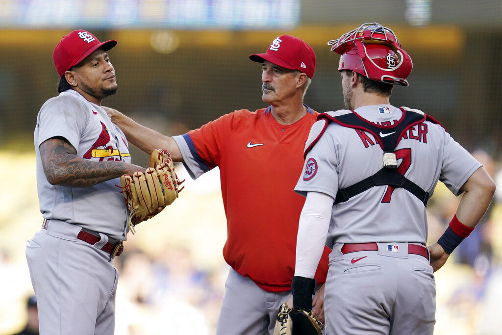 Dylan Carlson, Nolan Arenado help Cardinals slug Cubs 