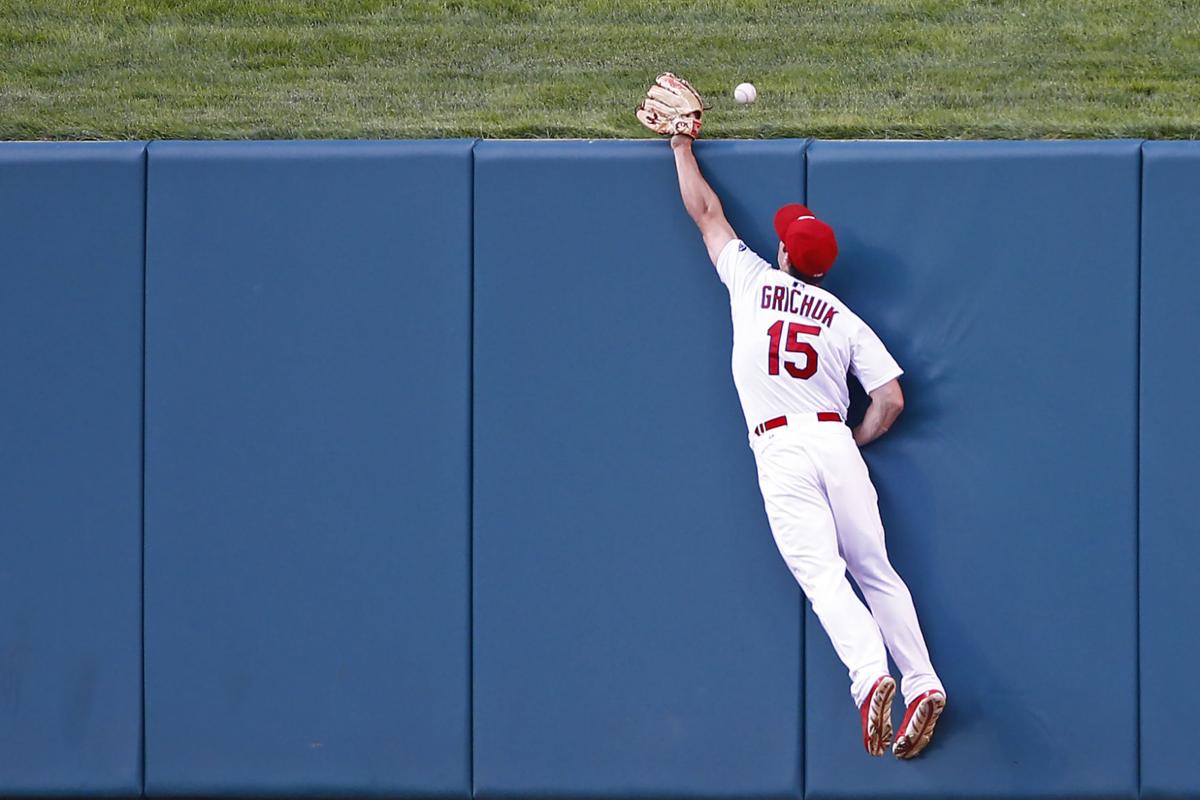 Cincinnati Reds: Mike Leake to replace injured ace Johnny Cueto