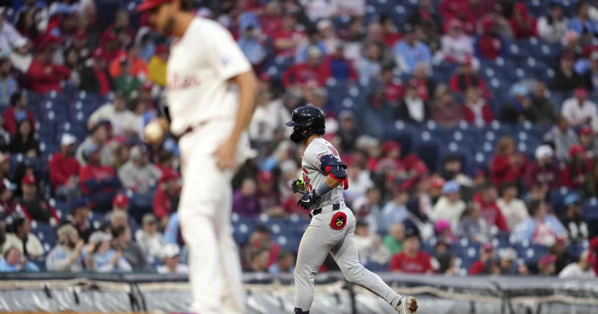 Feisty Cardinals thunder back to clobber Phillies 14-7 in nightcap ...