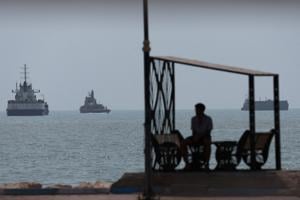 US forces strike Iran's Larak Island, US official says