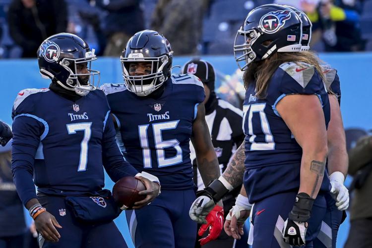 Titans await Cowboys and Monday Night Football