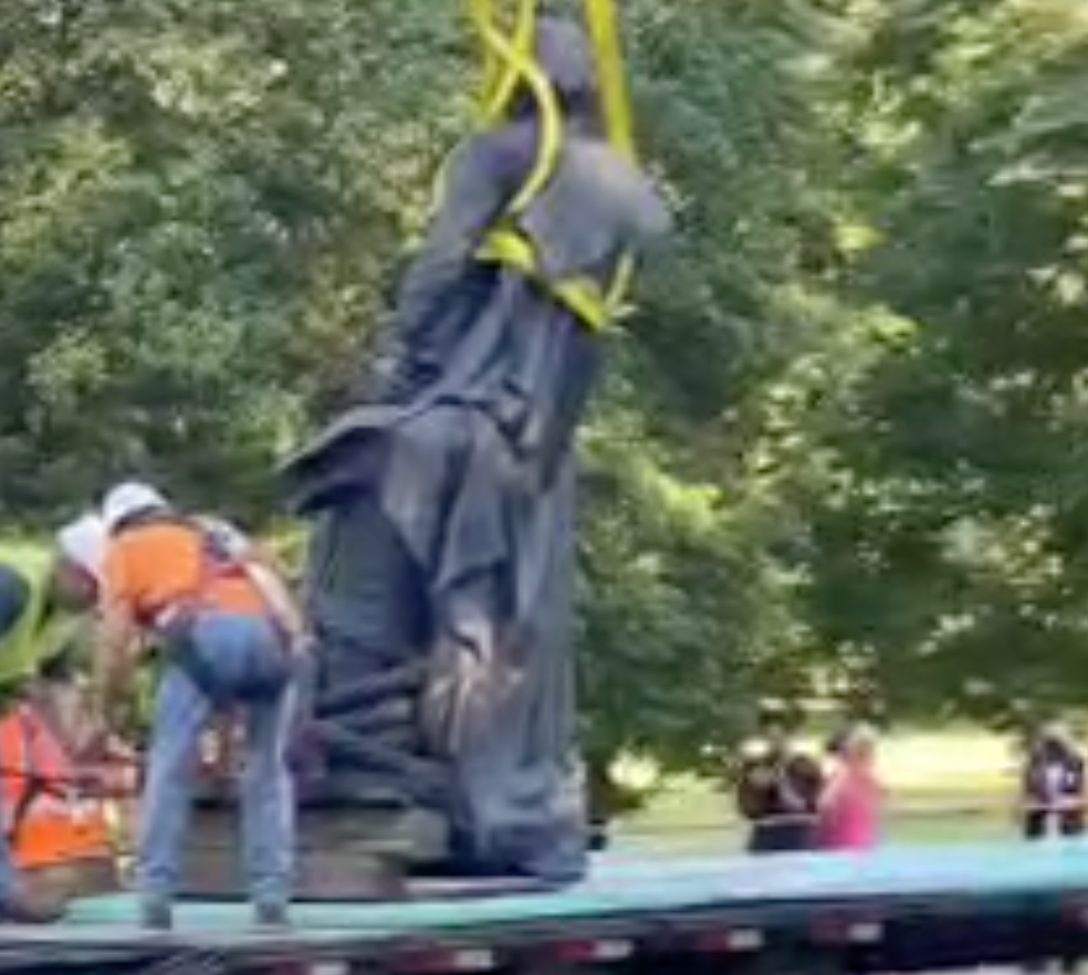 Columbus statue taken down in Tower Grove Park in St. Louis Law and order