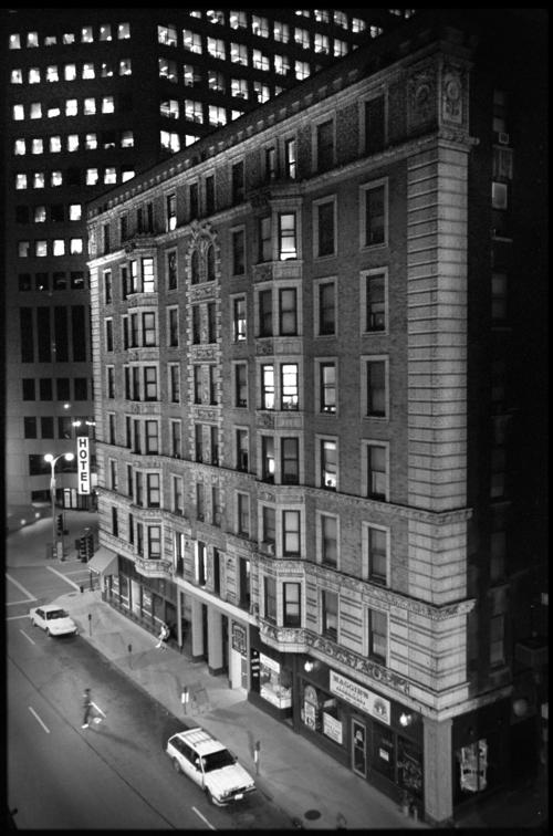 ED AC TWAIN EXTERIOR