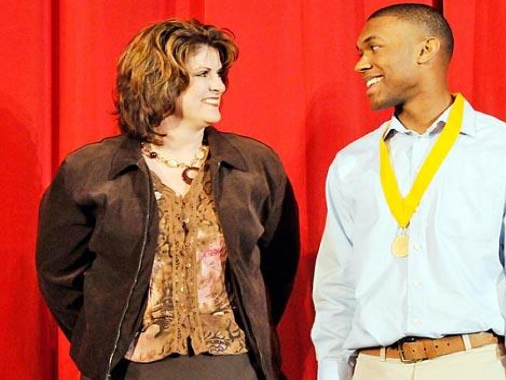 Granite City High School Hosts Personal Choice Awards Illinois Journals Education News Stltoday Com