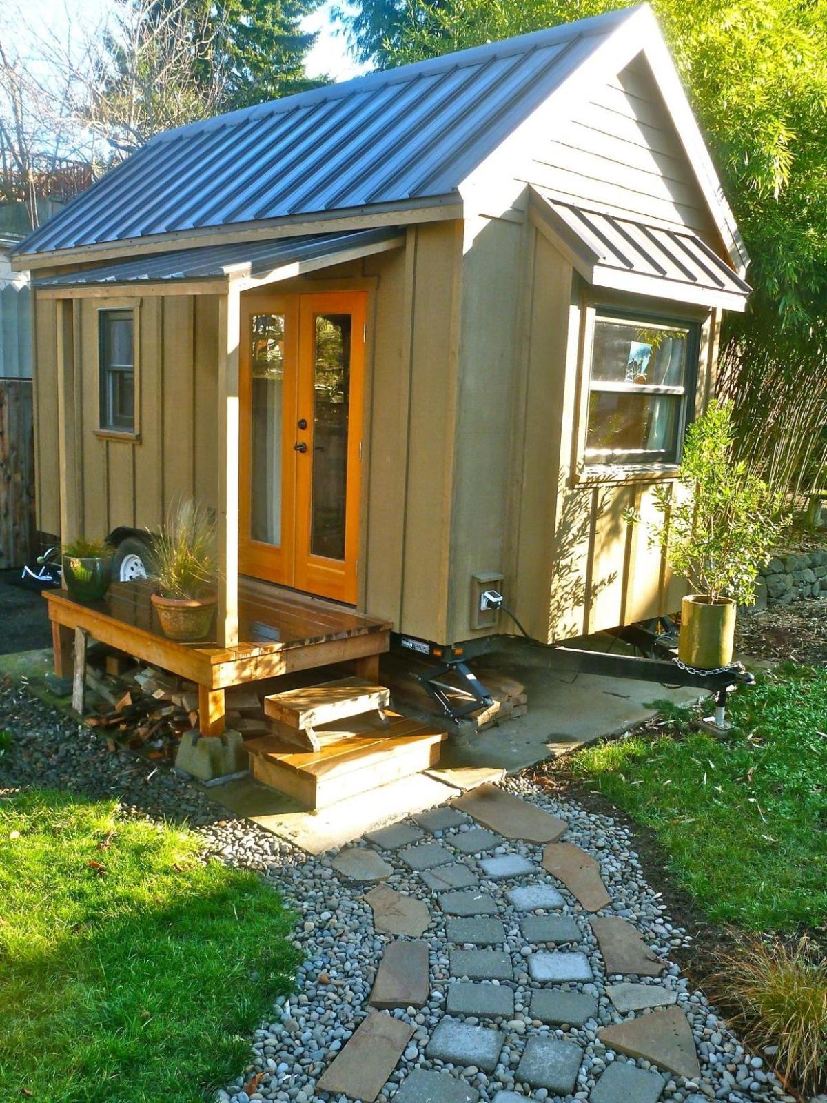 Tiny House Movement Takes Downsizing To The Extreme Home Garden Stltoday Com