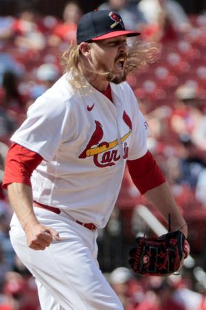 Cardinals host Mariners