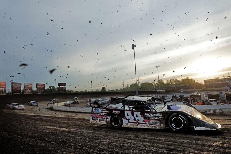 The thrill of dirt track racing