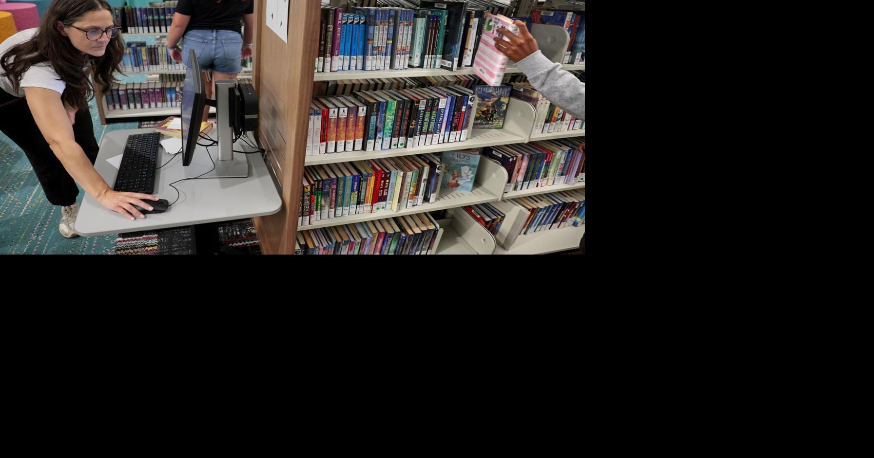 Messenger: Social workers at the library? A new reality changes an old ...