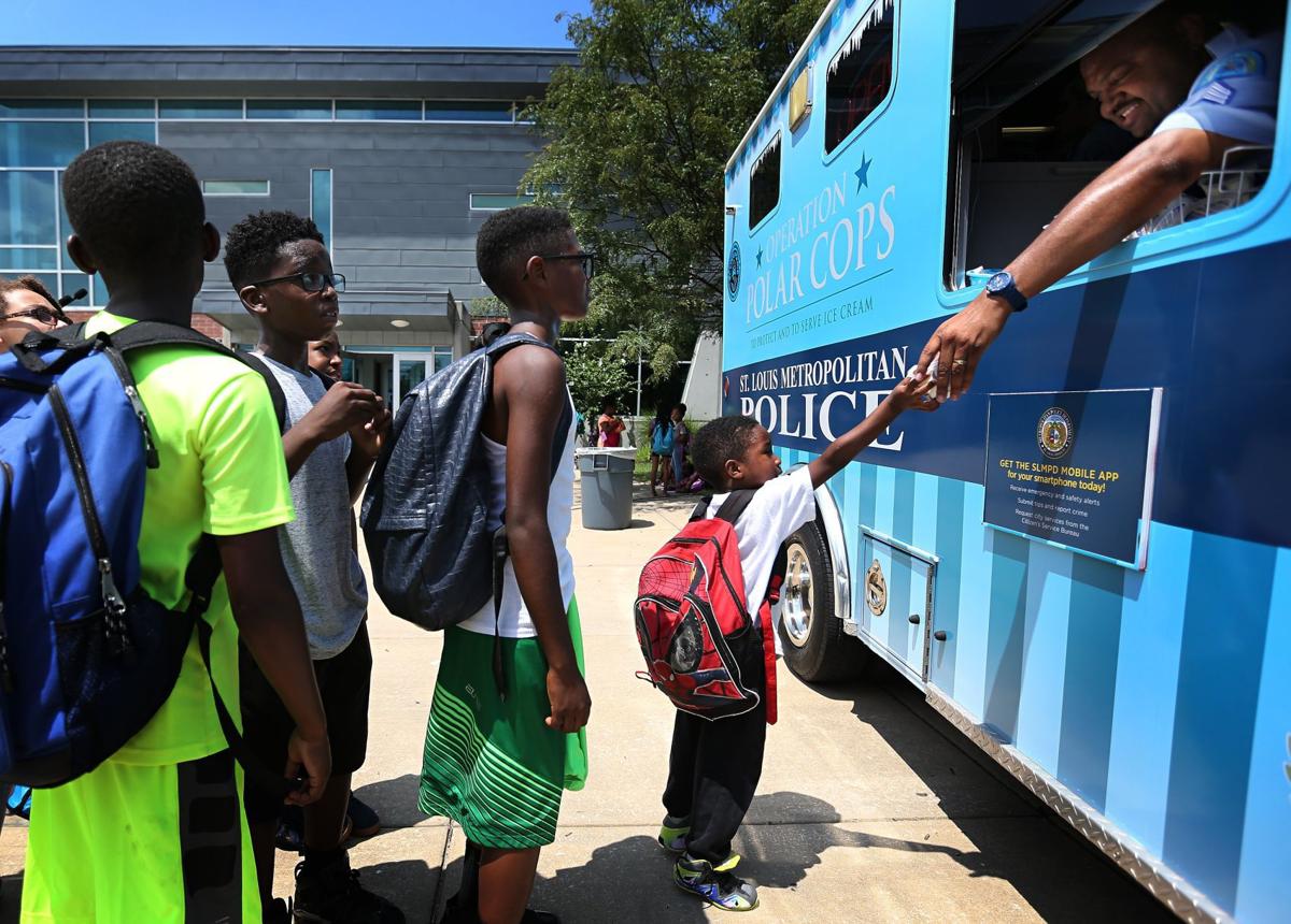 Operation Polar Cops, St. Louis police give free ice cream to kids