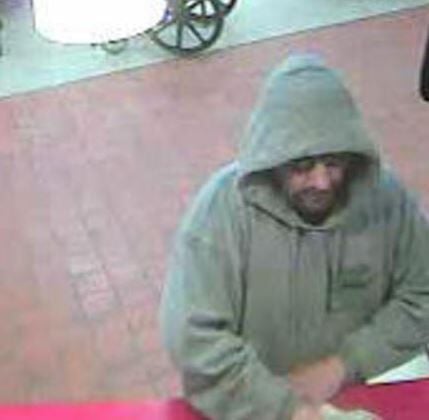 FBI releases clearer photos of St. Charles bank robbery suspect