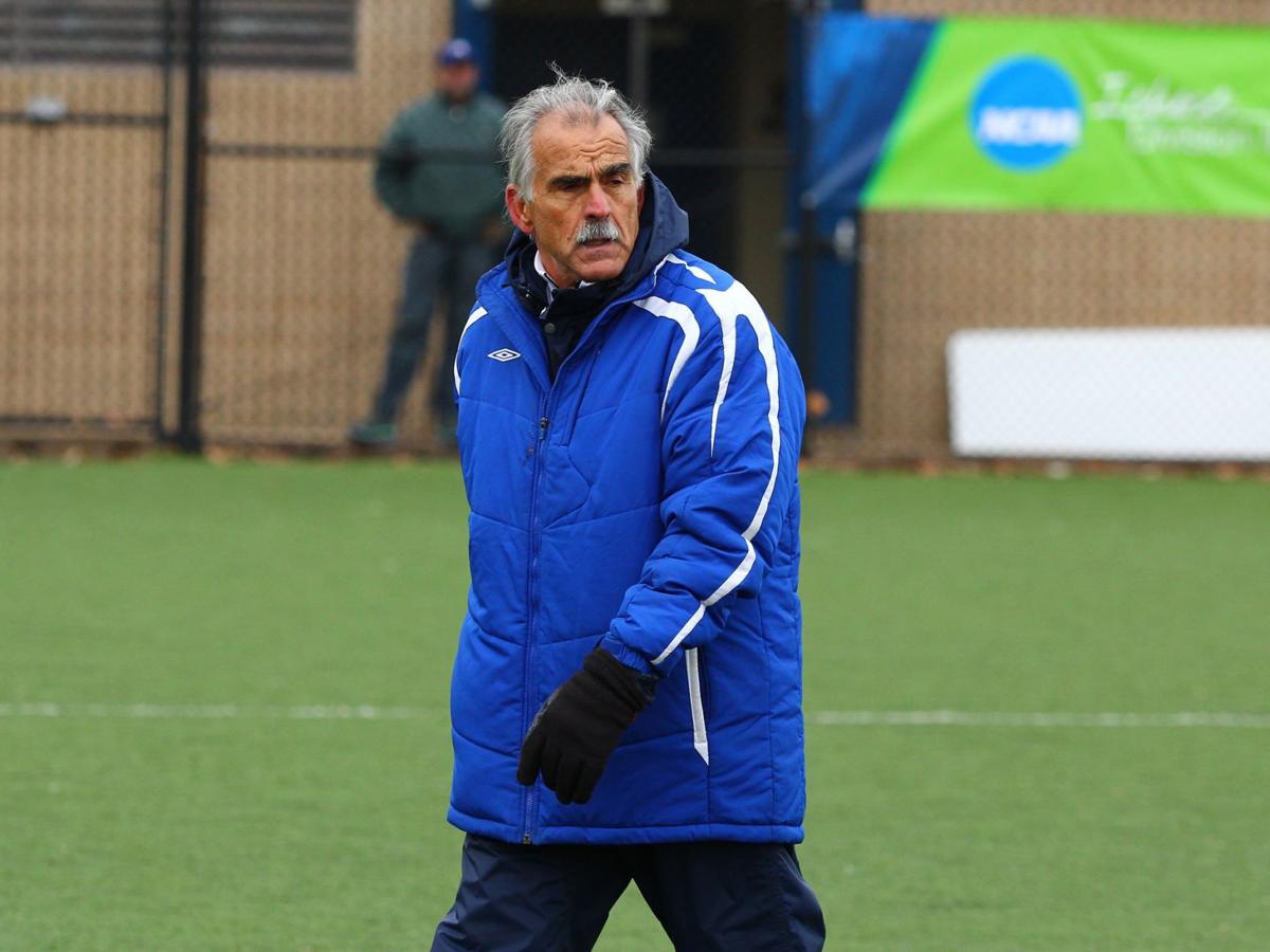 St Louis Area Talent Helps Drive Rockhurst Soccer Coach Tocco S
