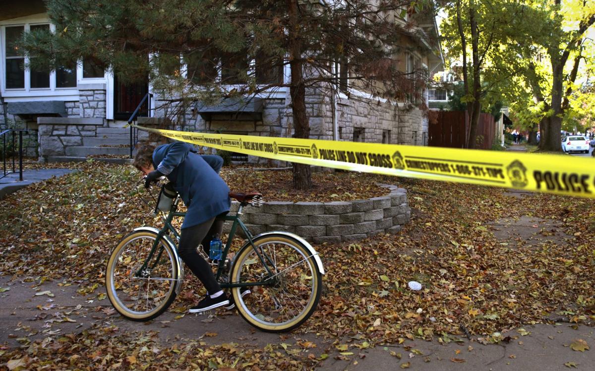 Retired officer shot, killed in robbery attempt in Tower Grove South