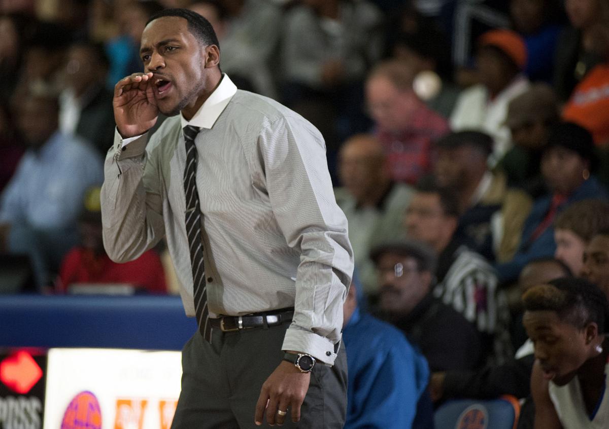 Audio Surfaces Of Suspended East St Louis Coach Latest