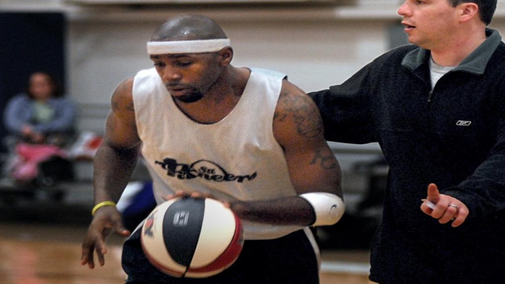 St Louis Pioneers Give Players Another Chance At Pro Basketball