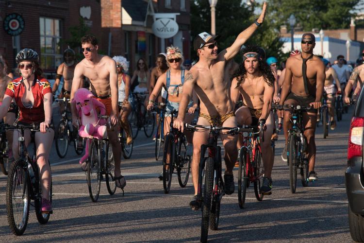 In 2016 june world bike naked 11, chicago. ride 