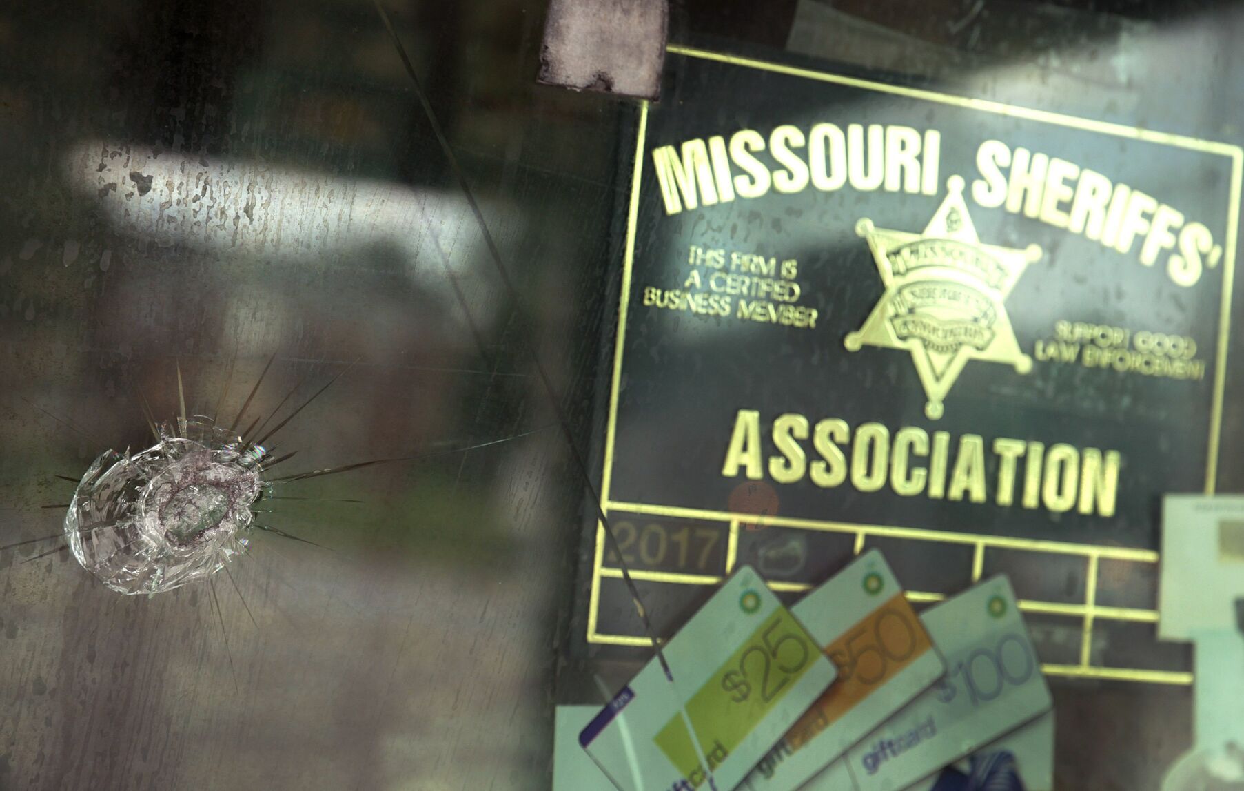 St. Louis Gas Station Workers Recount Strange Nights, Dangers Of The Job