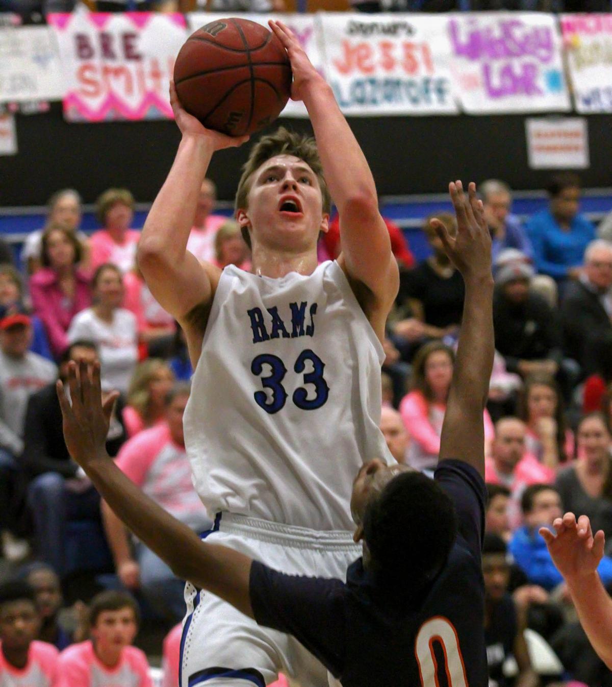 Rogers Scores 24 Leads Ladue Past Clayton Boys Basketball