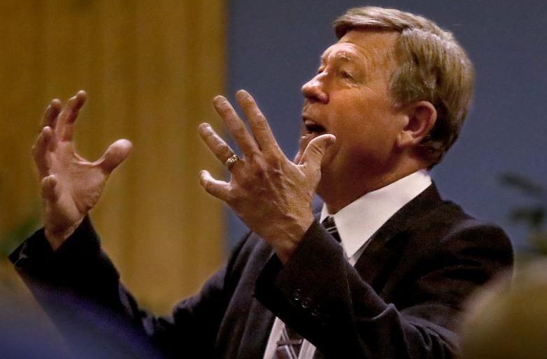 Larry Rice rallies before NLEC shut-down, city election