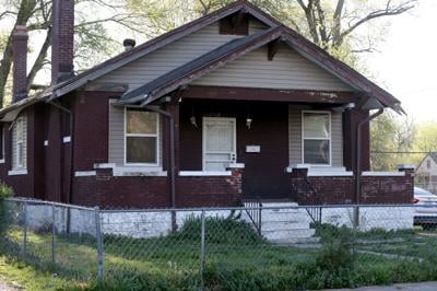 Boy shot in chest in East �����Ӱ�ԭ��