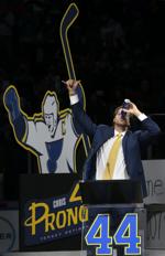 Blues retire Chris Pronger's No. 44