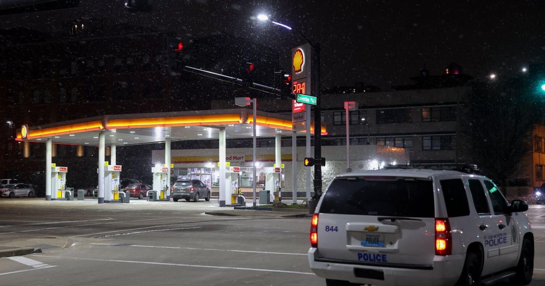 Troubled Shell gas station in downtown St. Louis to close - Vimarsana News