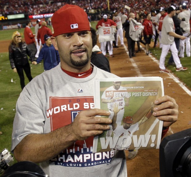 Photo: Cardinals' Albert Pujols scores during game 7 of the World Series in  St. Louis - WAX20111028312 