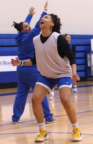 St. Louis University women's basketball team practices for upcoming NCAA tournament