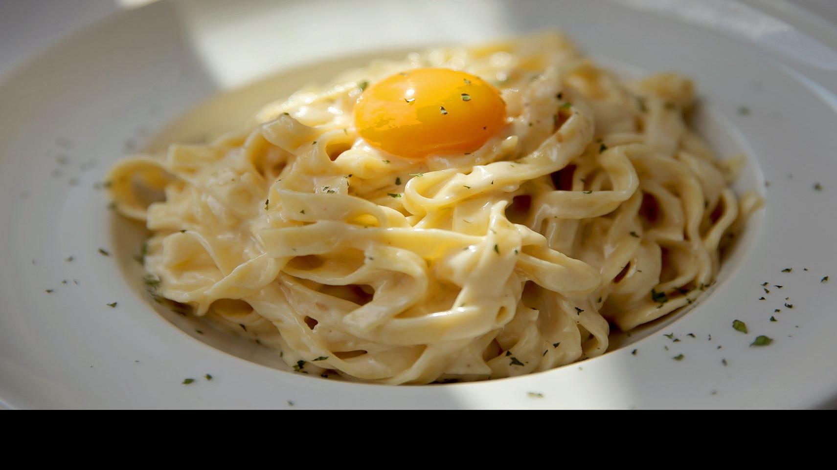 Special Request Onesto S Tops Fettuccine Alfredo With A Raw Egg Food And Cooking Stltoday Com