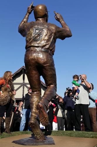 Column: St. Louis keeps statue, Angels get Pujols - The San Diego  Union-Tribune