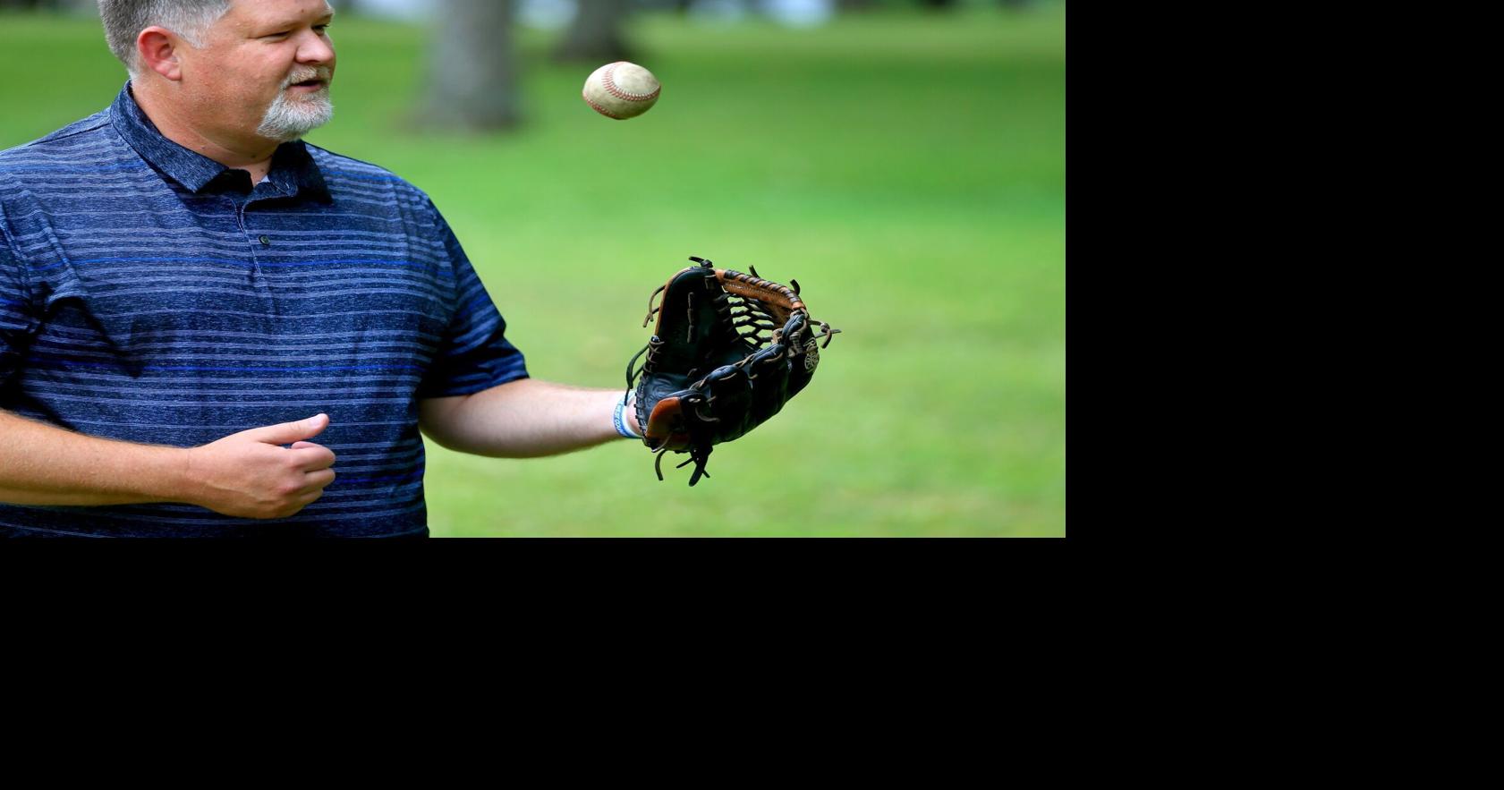 Missouri dad to throw first pitch at Cardinals game in latest tribute ...