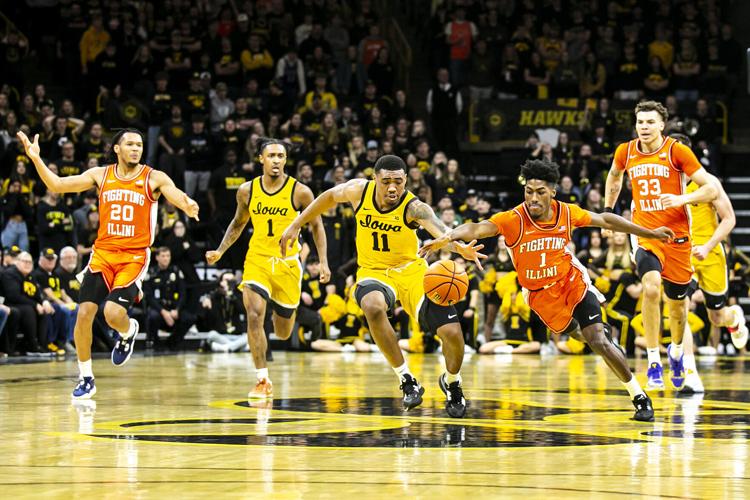 Illinois Iowa Basketball