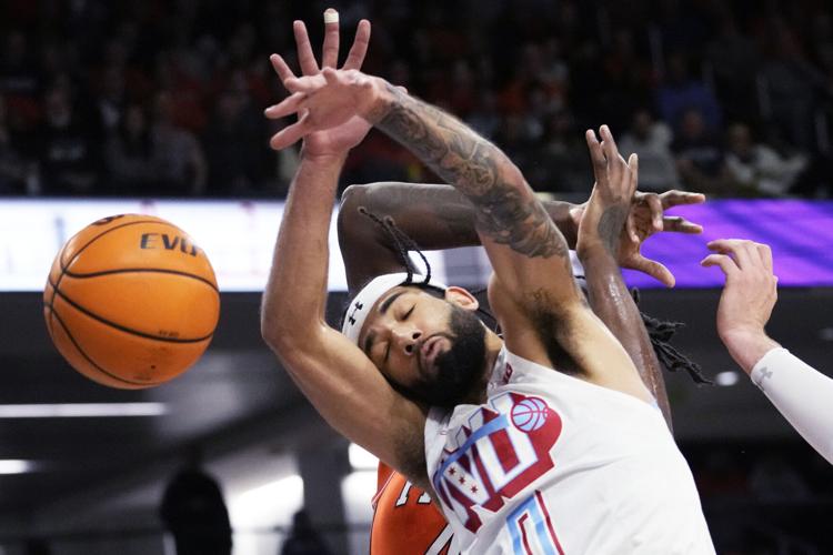 How to watch Illinois vs. Wisconsin Badgers basketball TV channel