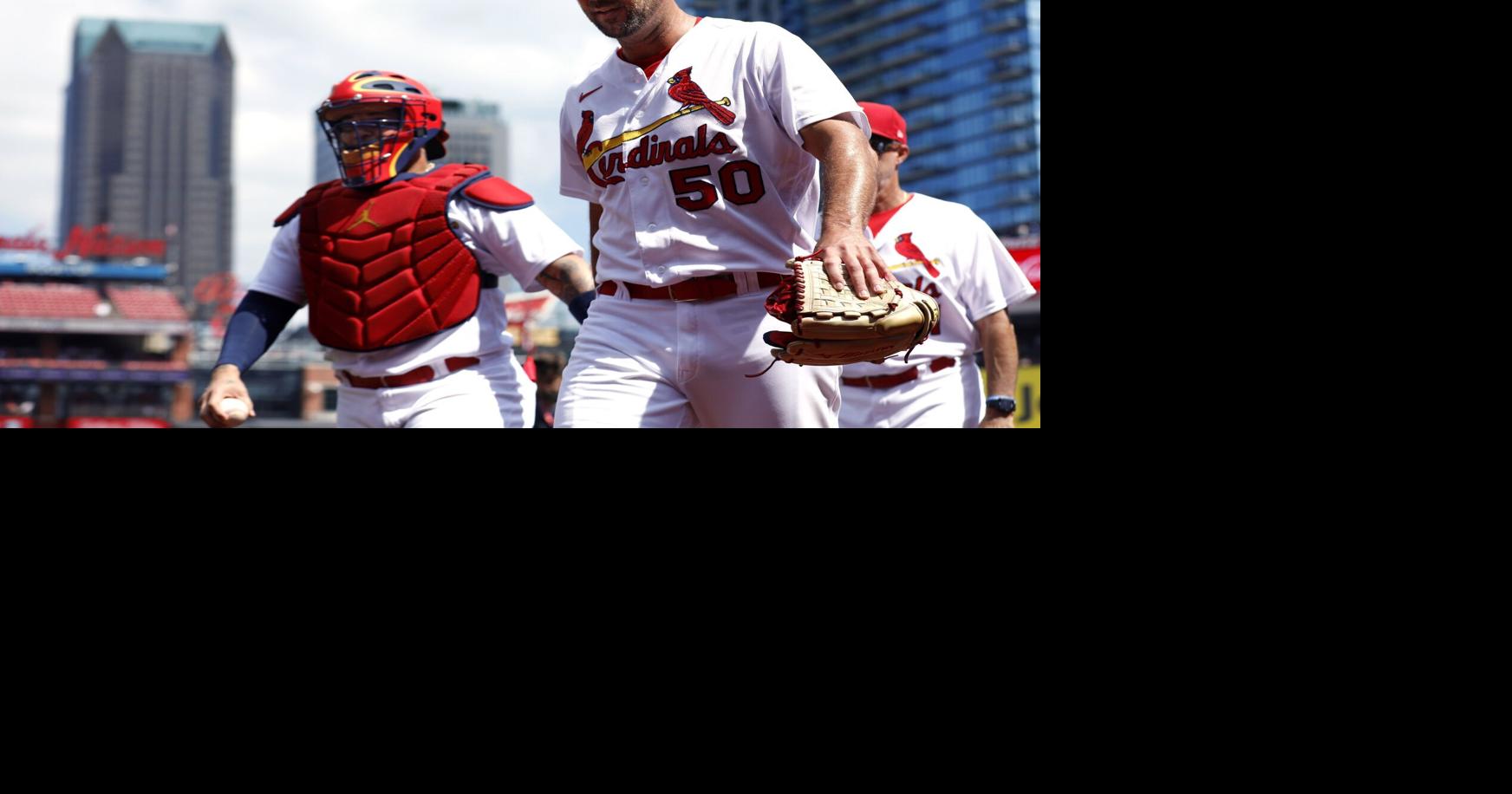 Molina drives in three as Cardinals win third straight, 8-4 over Cubs  Midwest News - Bally Sports