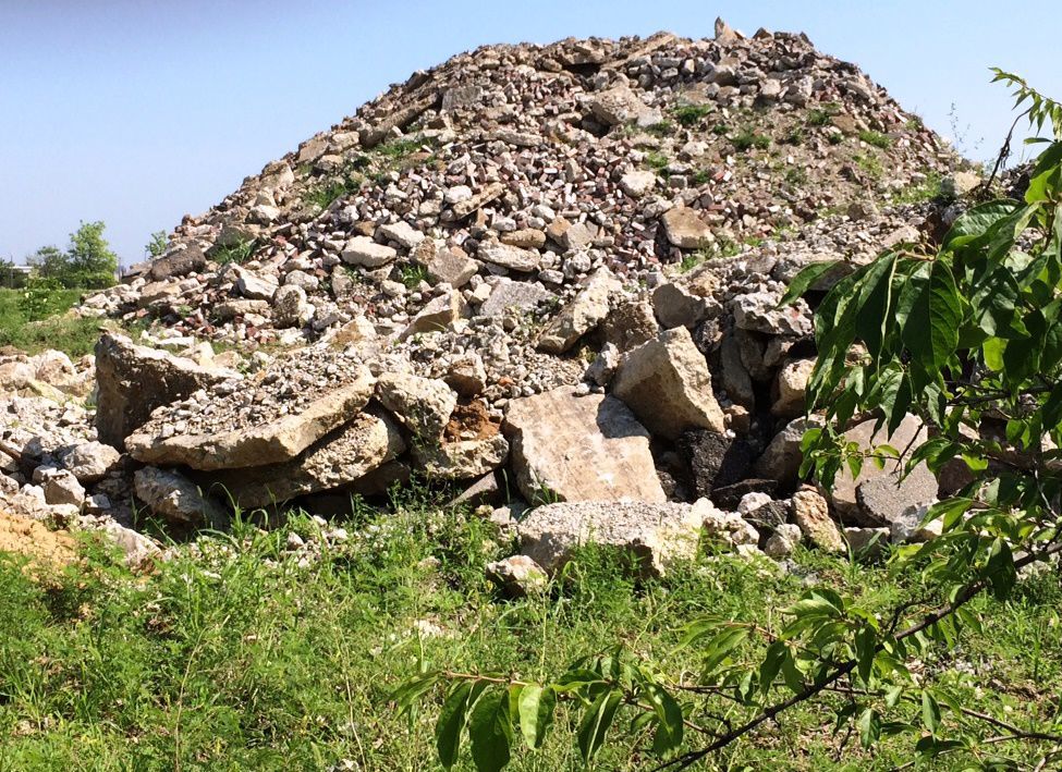 Dumpsite and dust