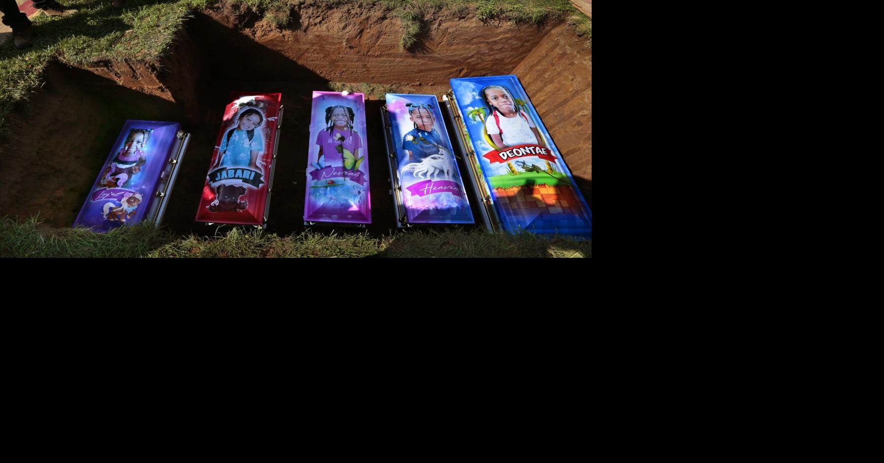 Photos Family buries five children killed in East St. Louis apartment fire