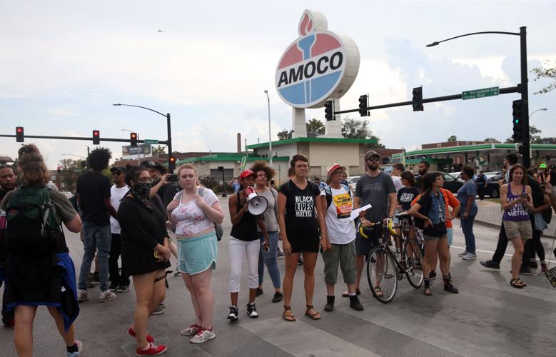 Shutting down intersection of Skinker and Clayton