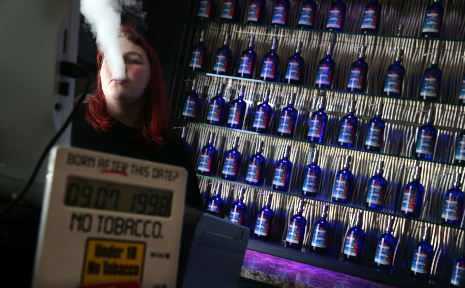 Missouri students push legislation to ban e cigarettes in schools