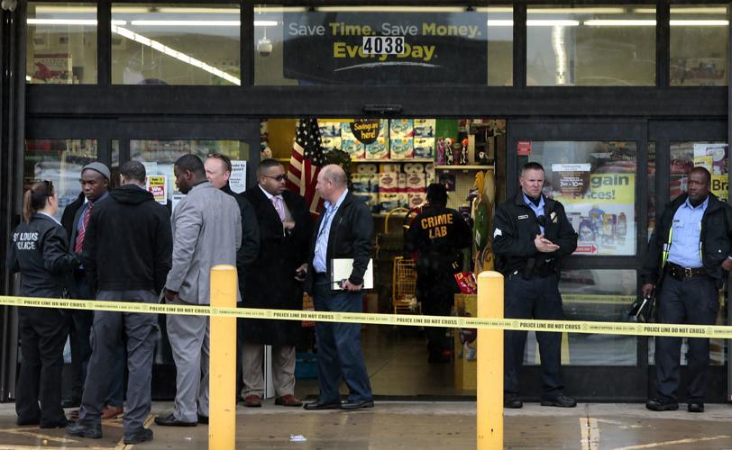 Clerk shot dead in robbery at Dollar General