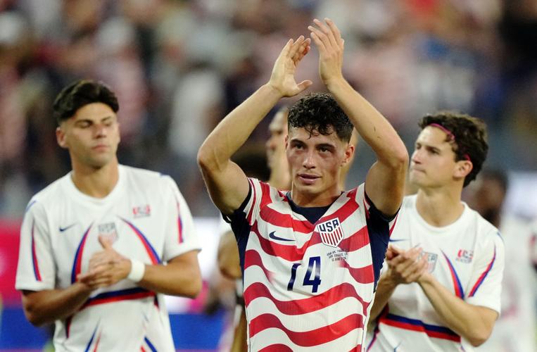 SOCCER-WORLDCUP-USA-PRY/