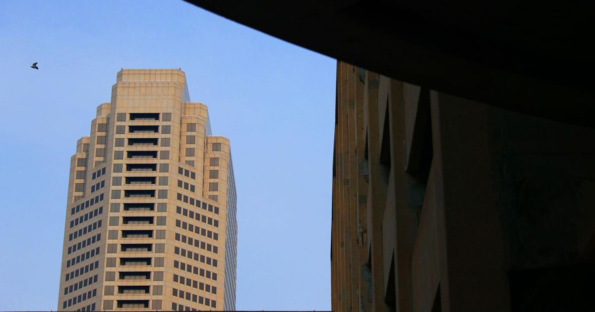 New owner of St. Louis’ 36-year-old AT&T tower seeks national historic status | Local Business