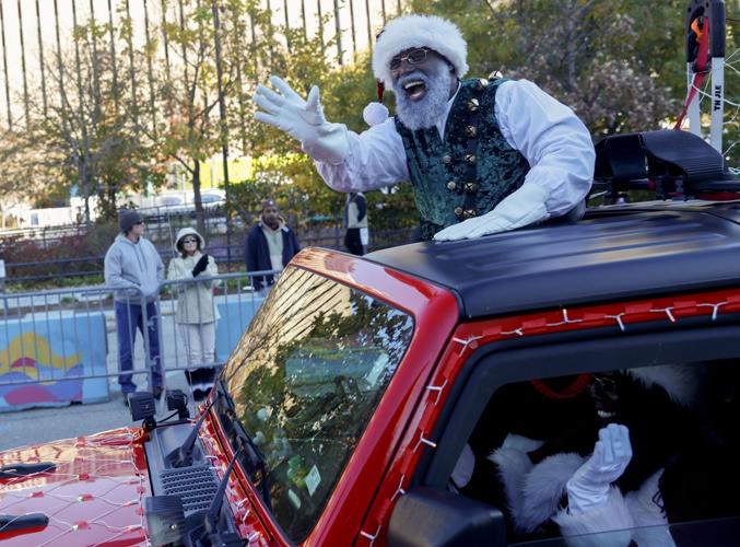 Annual Thanksgiving parade returns to 51