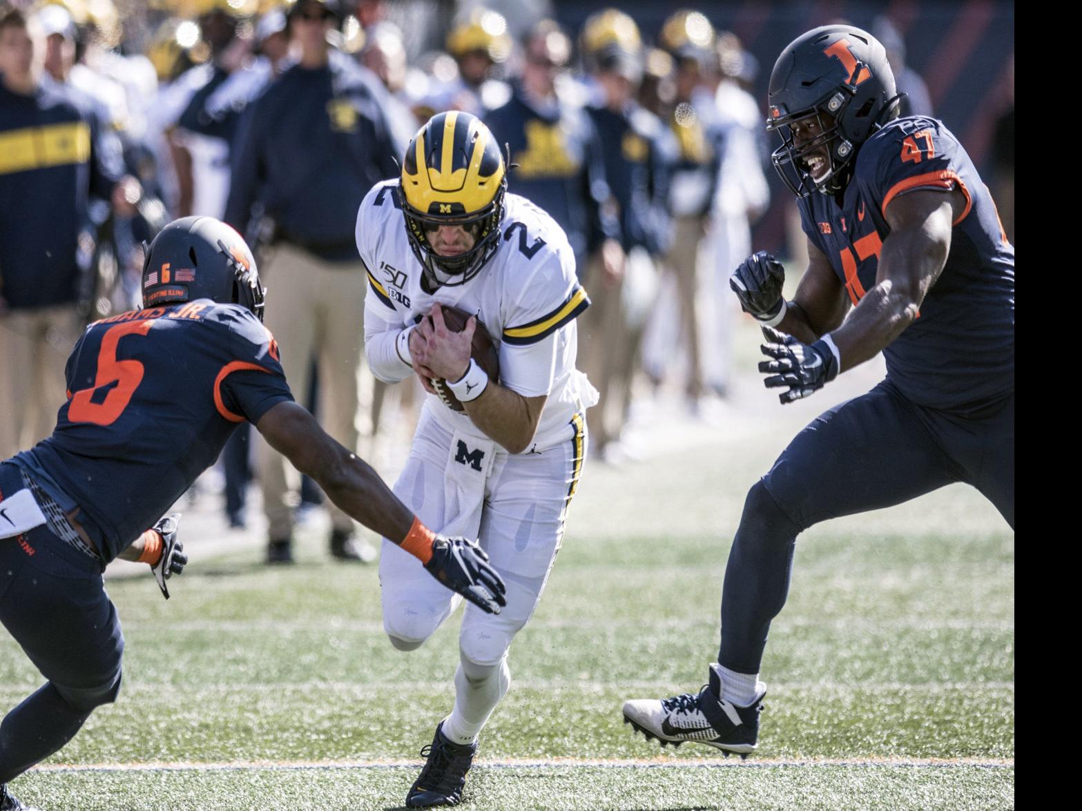 Former Illini Defensive End Betiku Displays Talents For Pro Scouts