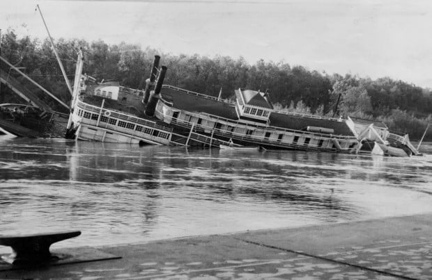 A Look Back Golden Eagle Steamboat Sinks In 1947 Metro