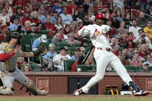 Cardinals host Pirates