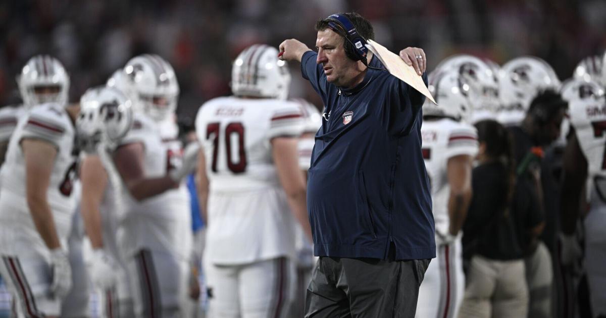 How Illinois coach Bret Bielema responded to an SEC QB’s Big Ten shade