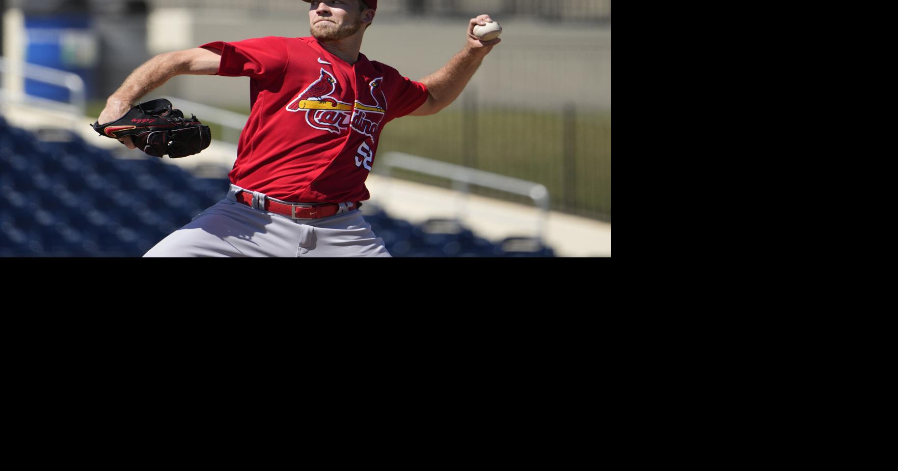 New Cardinals catcher Willson Contreras making effort to mesh with Adam  Wainwright