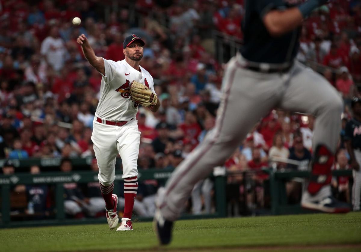 Quick Hits: Tyler O'Neill's homer shatters tie, hoists Cardinals