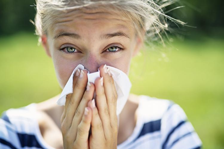 Symptom detective: Is it allergies or the common cold STOCK PHOTO
