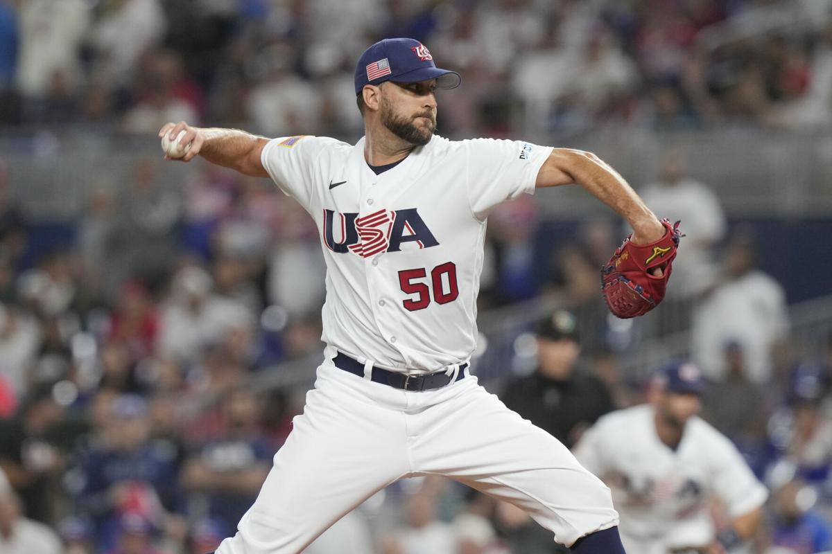 Team USA baseball fans divided over Adam Wainwright potentially joining  team for World Baseball Classic