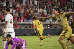 SOCCER-USA-STL-HOU/